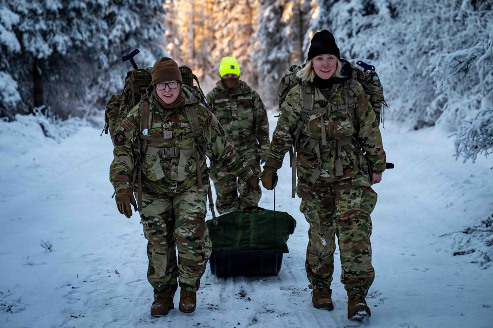 Airmen participate in Arctic Resiliency Training