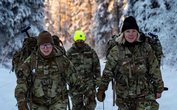 Airmen participate in Arctic Resiliency Training