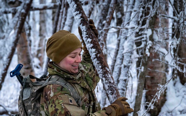 Airmen participate in Arctic Resiliency Training