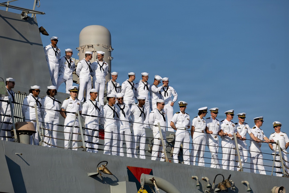USS Wayne E. Meyer (DDG 108) Returns From Deployment