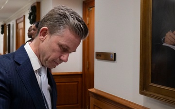 SW Hosts Swedish Minister of Defense Pål Jonson