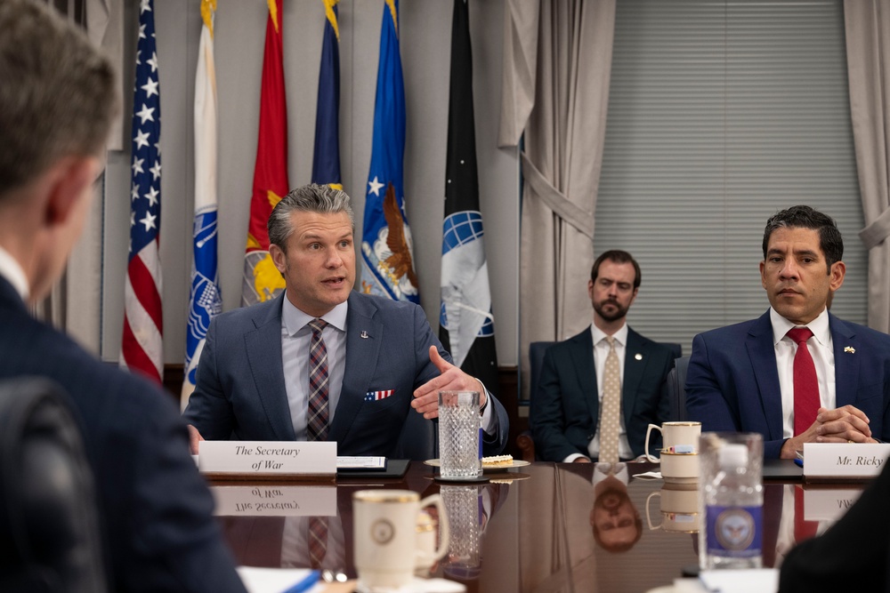 SW Hosts Swedish Minister of Defense Pål Jonson