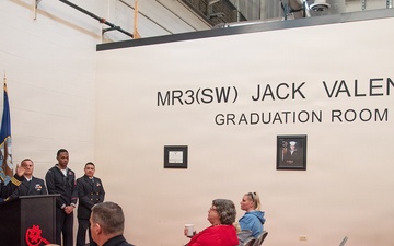 Surface Warfare Engineering Schools Command (SWESC) Great Lakes Machinery Repairman Schoolhouse holds Remembrance Ceremony in honor of MR3 Jack Valentine