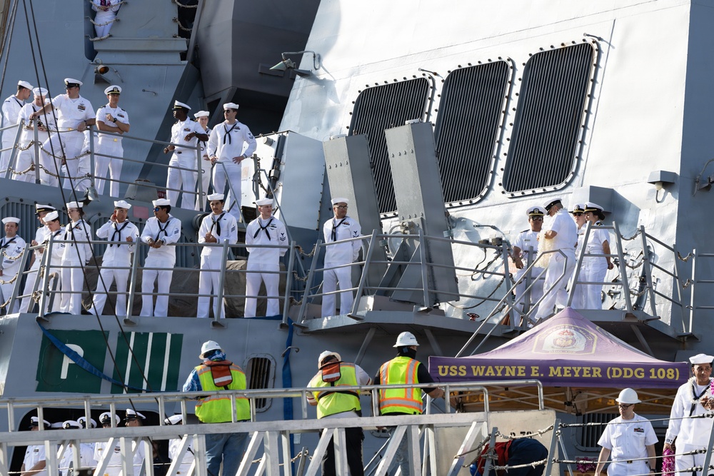 USS Wayne E. Meyer (DDG 108) Returns From Deployment