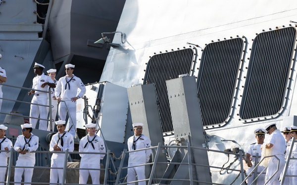 USS Wayne E. Meyer (DDG 108) Returns From Deployment