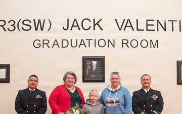 Surface Warfare Engineering Schools Command (SWESC) Great Lakes Machinery Repairman Schoolhouse holds Remembrance Ceremony in honor of MR3 Jack Valentine
