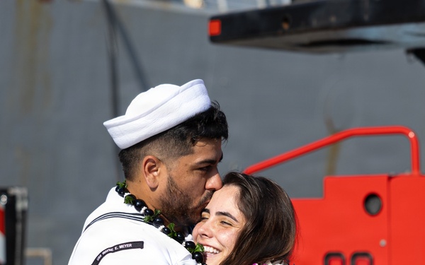USS Wayne E. Meyer (DDG 108) Returns From Deployment