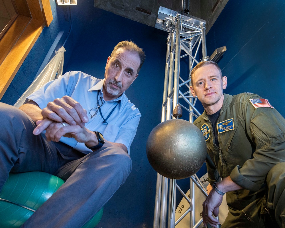 Naval Aviator Turned NPS Doctoral Student Earns National Recognition for Applied Quantum Research