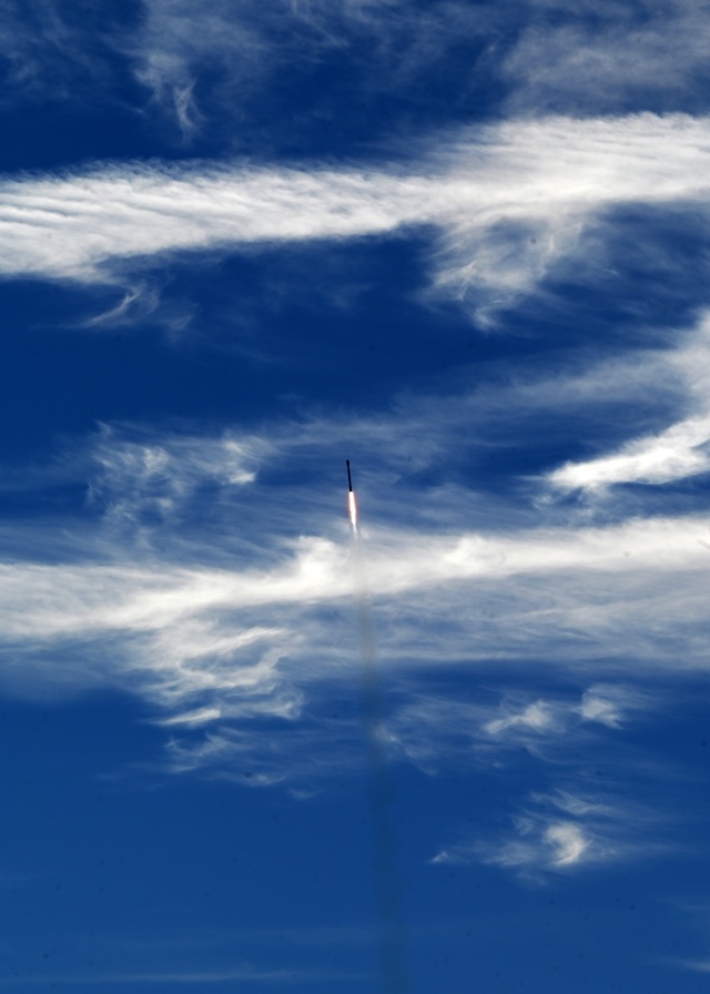Starlink 11-25 Launches from Vandenberg Space Force Base