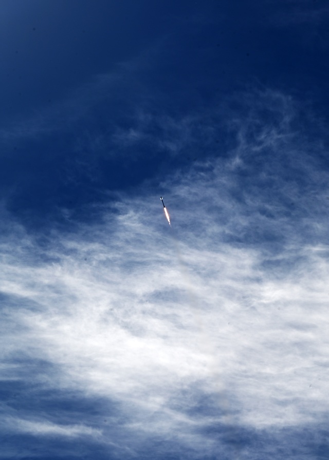 Starlink 11-25 Launches from Vandenberg Space Force Base