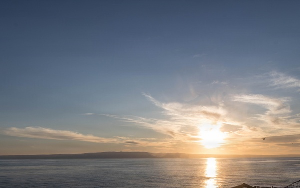 11th MEU Marines and Sailors conduct deck landing qualifications aboard USS Portland
