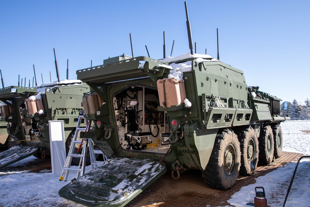 DVIDS - Images - Soldiers Modernize Strykers for Next-Gen Command and ...