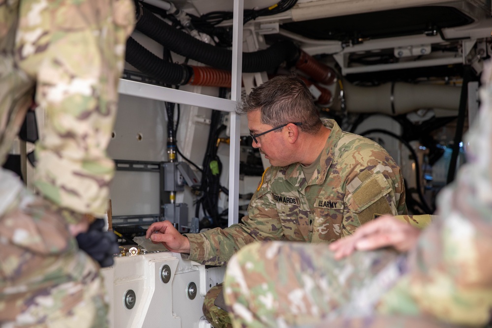DVIDS - Images - Soldiers Modernize Strykers for Next-Gen Command and ...