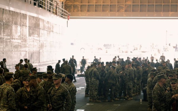 11th MEU Marines Embark USS Portland