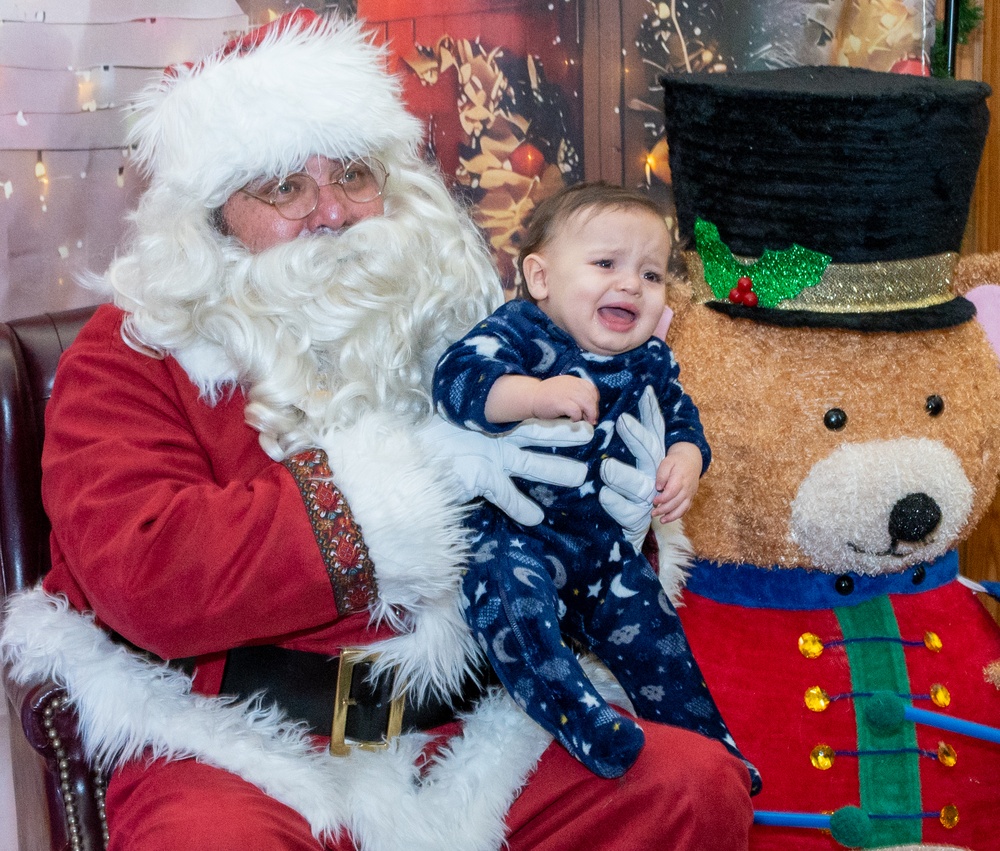 Fort Indiantown Gap hosts annual tree lighting ceremony