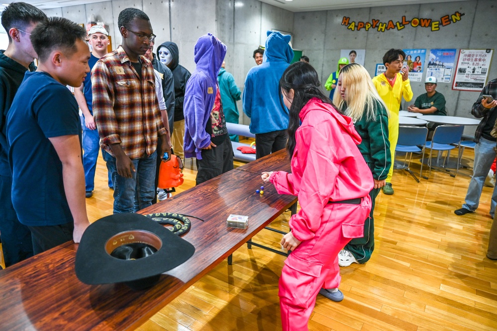 KLI hosts spooky halloween exchange