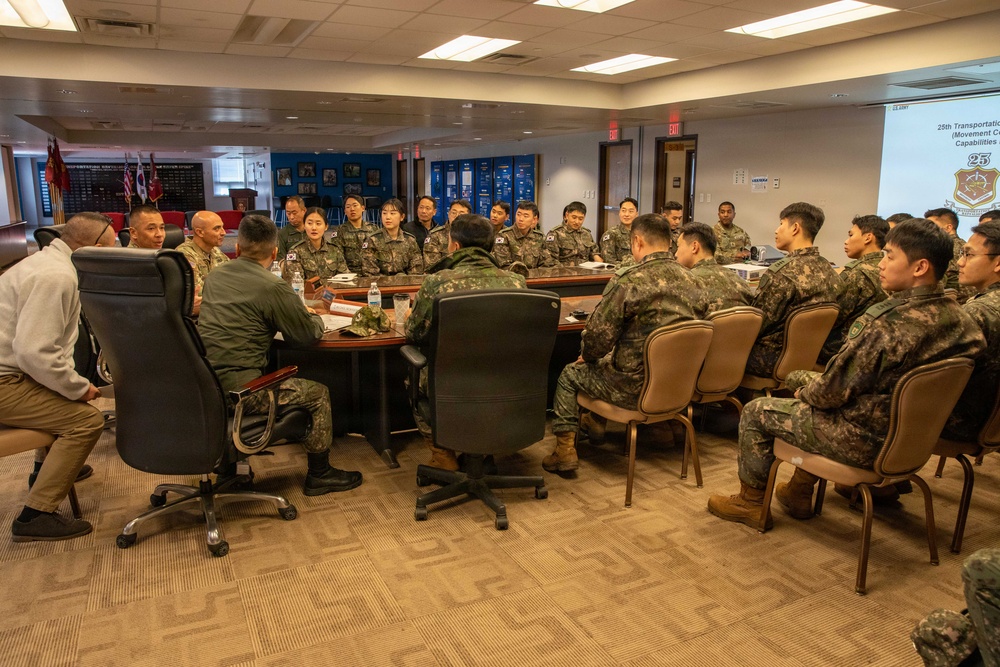 The 25th Transportation Battalion welcomes students from the ROK ACLS Transportation School to Camp Carroll.