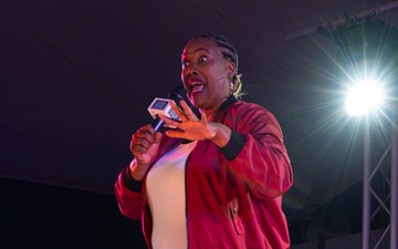 USO Holiday Tour brings morale to deployed members