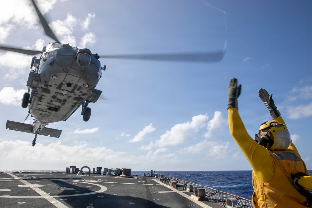 USS Fitzgerald (DDG 62) flight deck operations