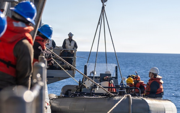 11th MEU Marines, Sailors Conduct Boat Operations