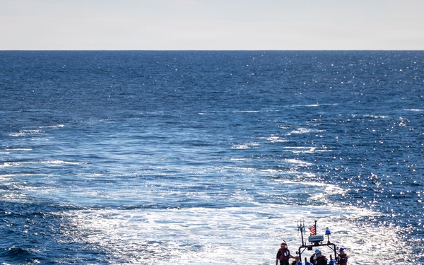 11th MEU Marines, Sailors Conduct Boat Operations