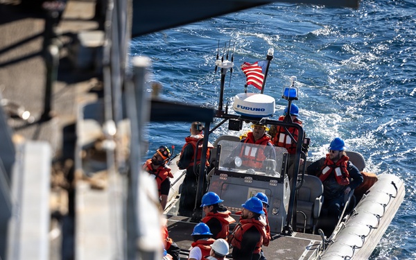 11th MEU Marines, Sailors Conduct Boat Operations