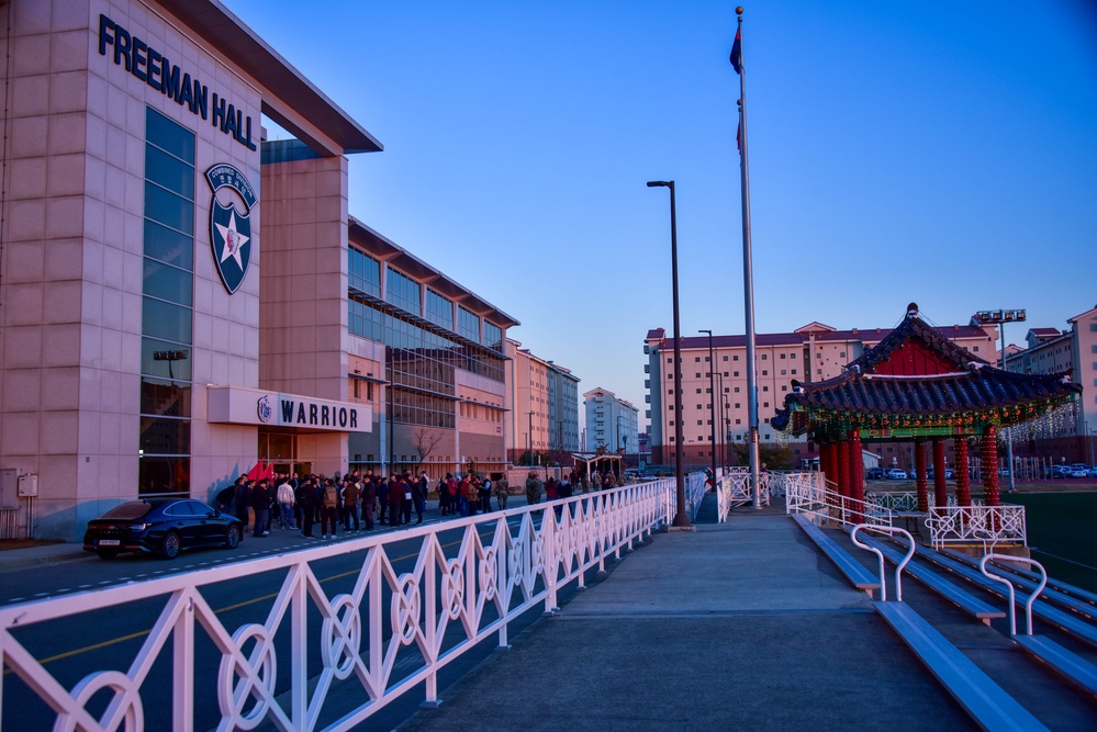 2d Infantry Division tree lighting ceremony