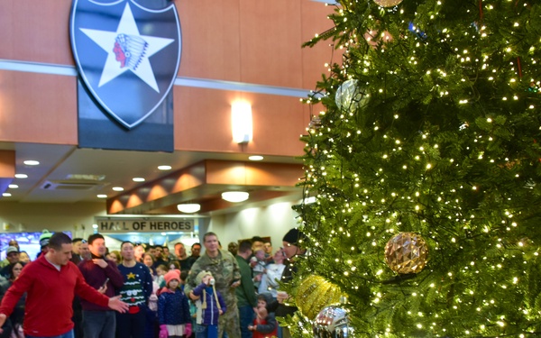 2d Infantry Division tree lighting ceremony