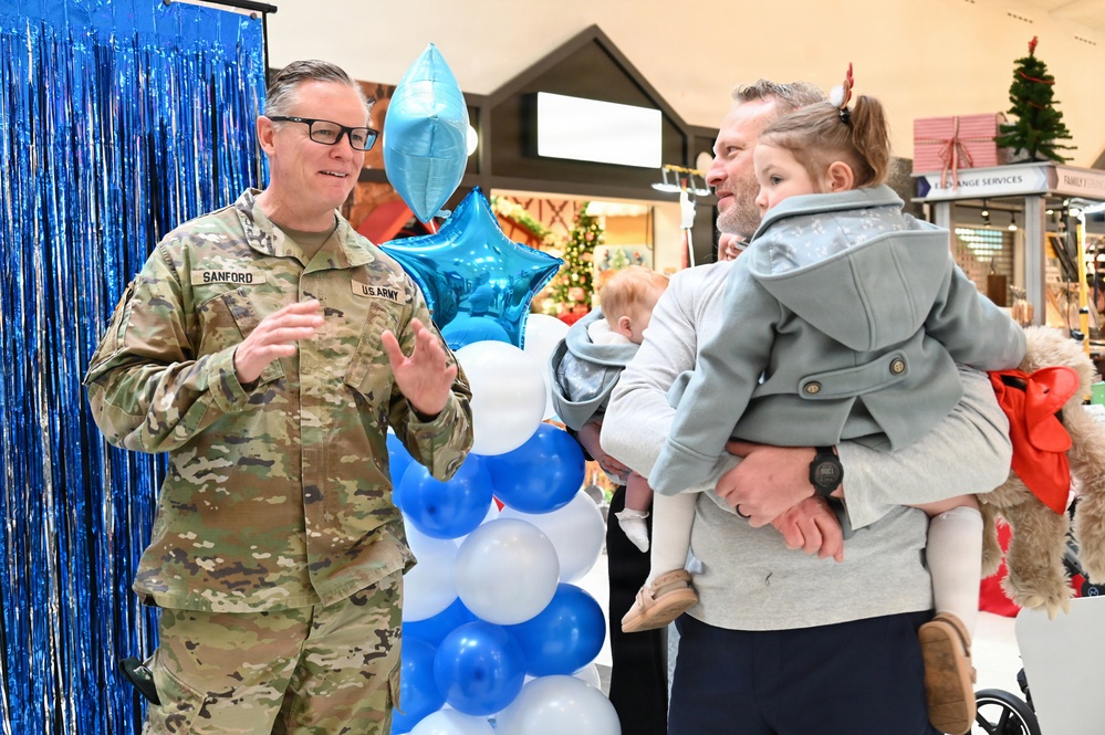 USAG Stuttgart community member wins $2,500 Delta gift card from Operation Homeward Bound