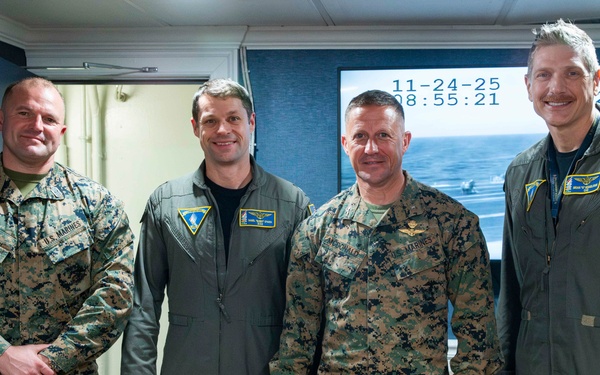 MRF-SEA Marines Visit CTF-70, USS George Washington Leaders