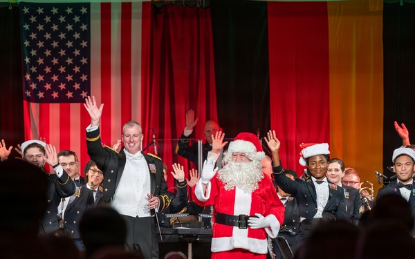 USAREUR-AF Band &amp; Chorus strengthens European community ties during 2025 Holiday Tour to six cities