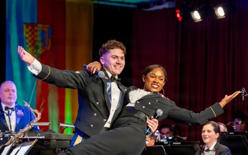 USAREUR-AF Band &amp; Chorus strengthens European community ties during 2025 Holiday Tour to six cities