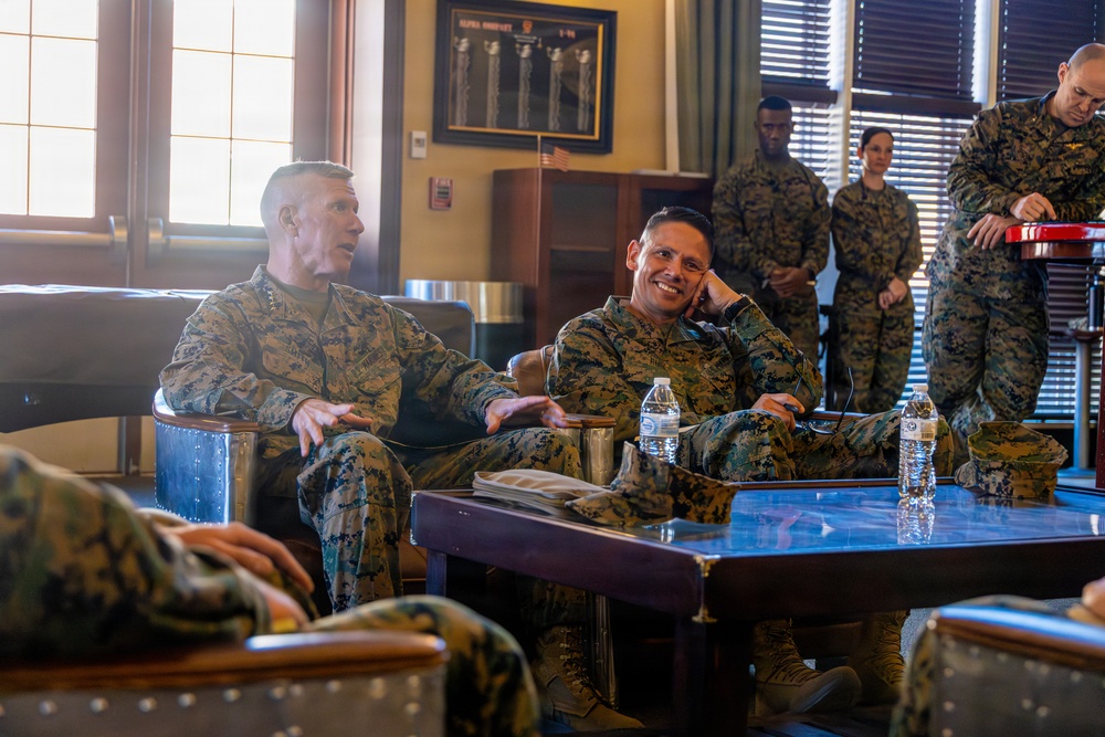 The Commandant, Gen. Eric M. Smith and the Sergeant Major of the Marine Corps, Carlos A. Ruiz visit The Basic School instructors and students