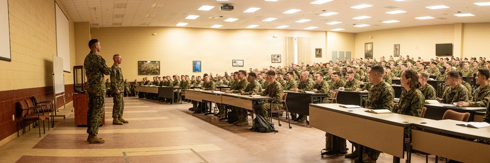 The Commandant, Gen. Eric M. Smith and the Sergeant Major of the Marine Corps, Carlos A. Ruiz visit The Basic School instructors and students