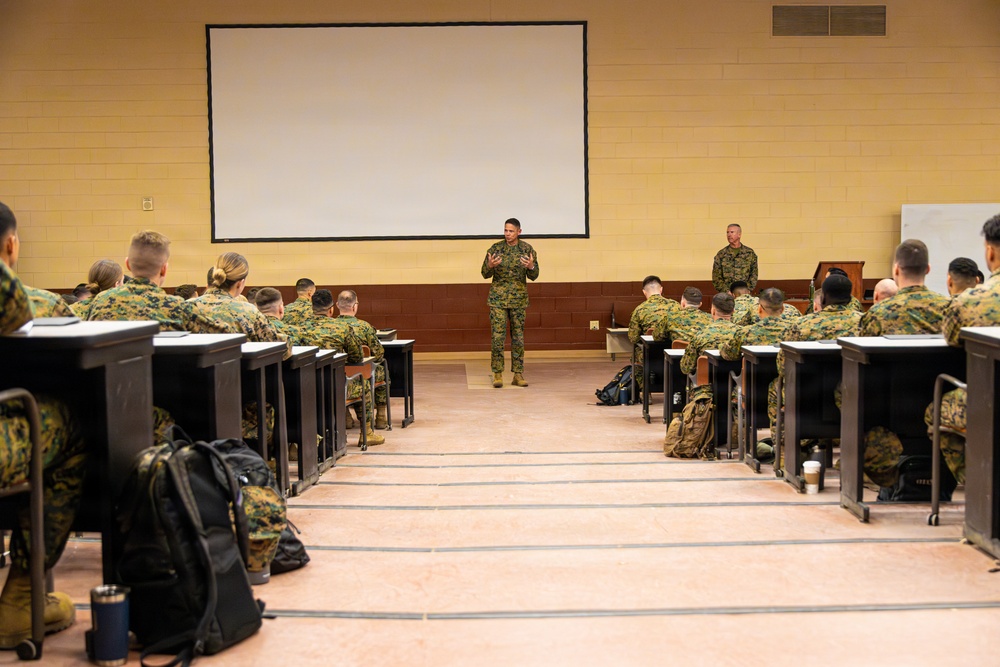 The Commandant, Gen. Eric M. Smith and the Sergeant Major of the Marine Corps, Carlos A. Ruiz visit The Basic School instructors and students