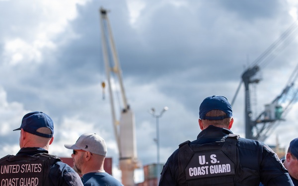 Coast Guard conducts cargo vessel inspection at Port of Cleveland