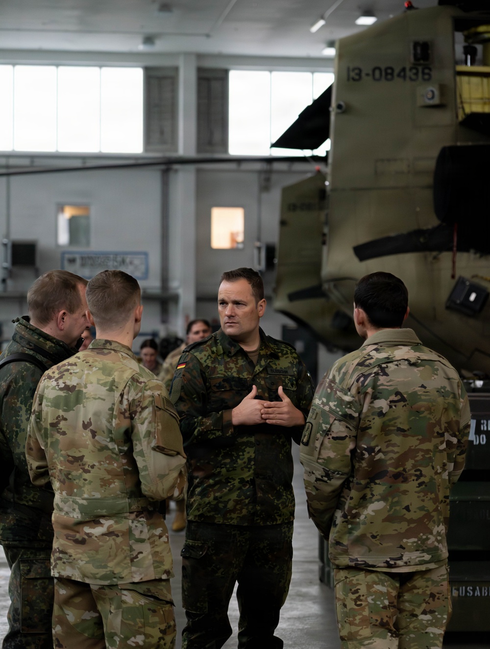 Bundeswehr Visits 12th CAB to Prep for Chinook Acquisition