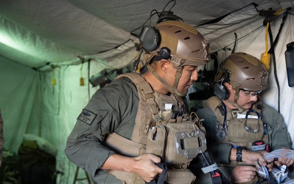 Sailors conduct CBRN and TCCC training during Exercise Steel Knight 25