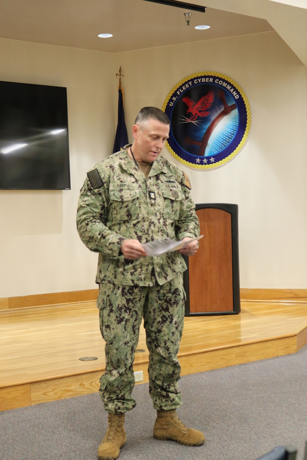 NIOC Pensacola Fleet Cyber/US Tenth Fleet Command Master Chief Happli Visit