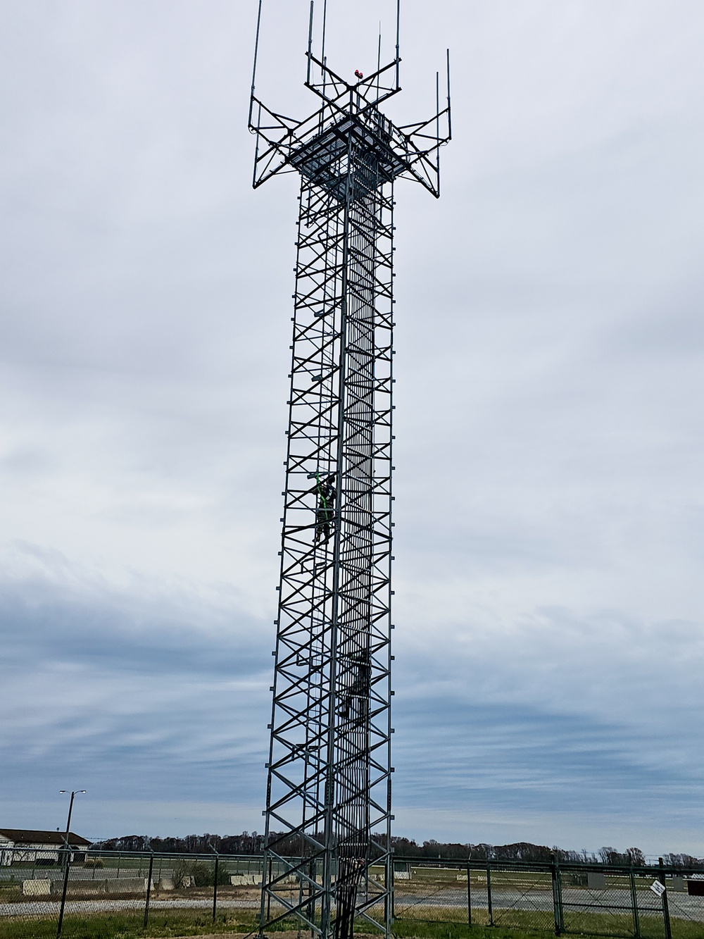 Dover AFB Command Team visits radar airfield weather systems section