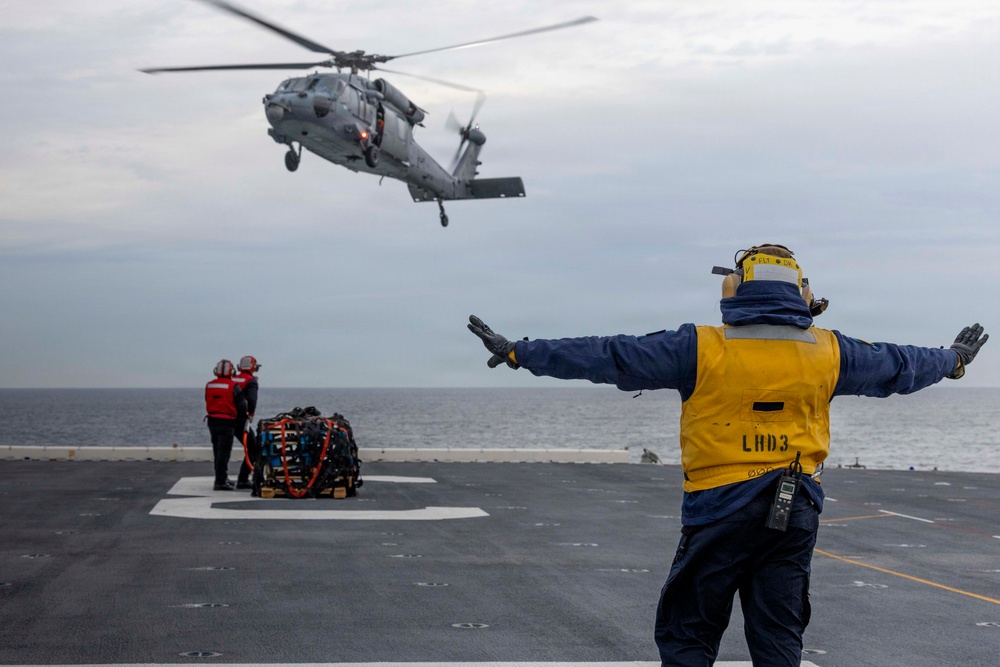 USS Kearsarge Conducts Flight Operations