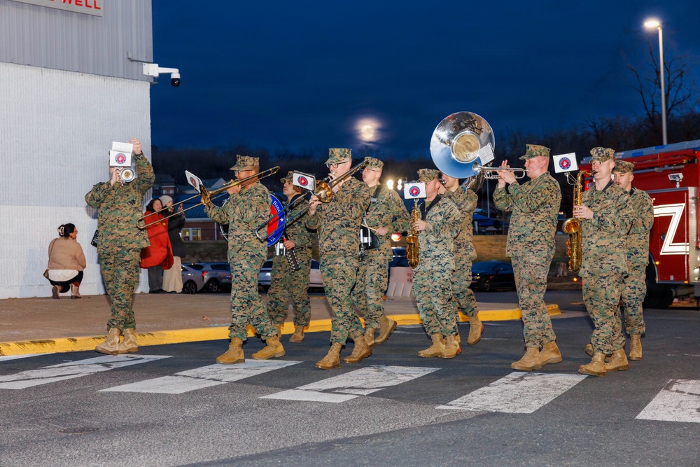 MCBQ and MCCS Host 2025 Holiday Festival