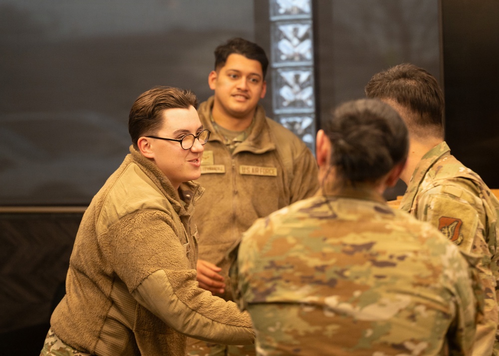 Hanscom Dorm Council meets to discuss future plans