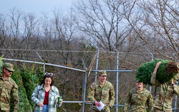 Trees for Troops to spread holiday cheer at Fort Leonard Wood