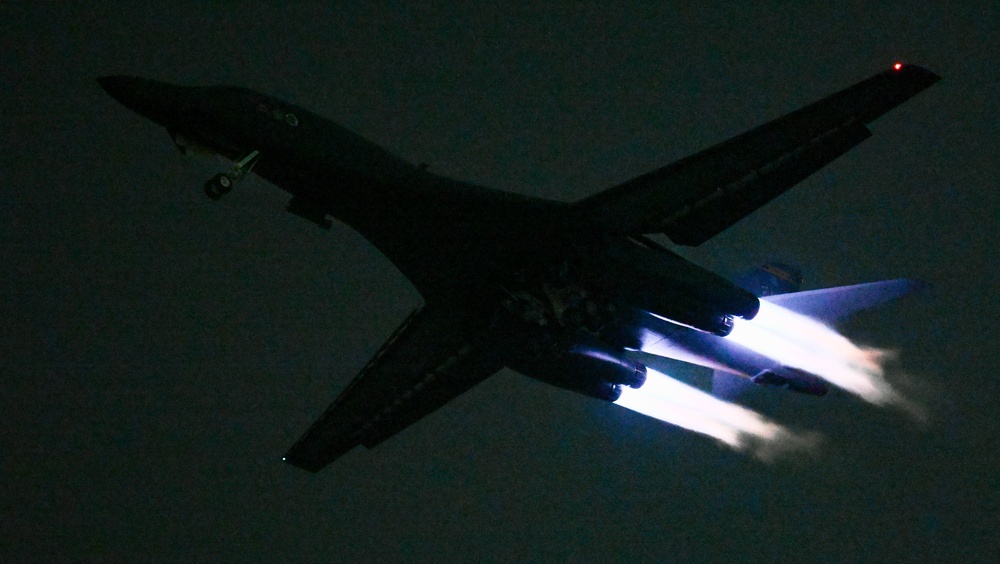 B-1B Lancers return to Ellsworth Air Force Base