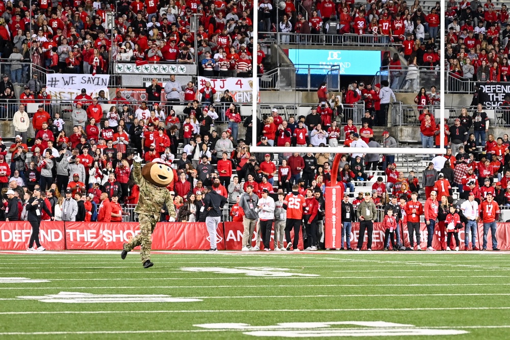 2025 Ohio State military appreciation football game honors service members, veterans