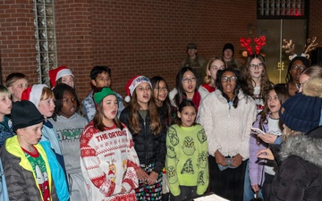 Dover AFB kicks off the holiday season with annual parade and tree lighting