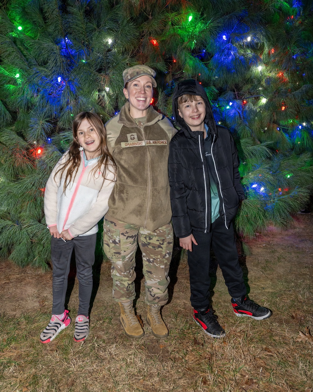 Dover AFB kicks off the holiday season with annual parade and tree lighting