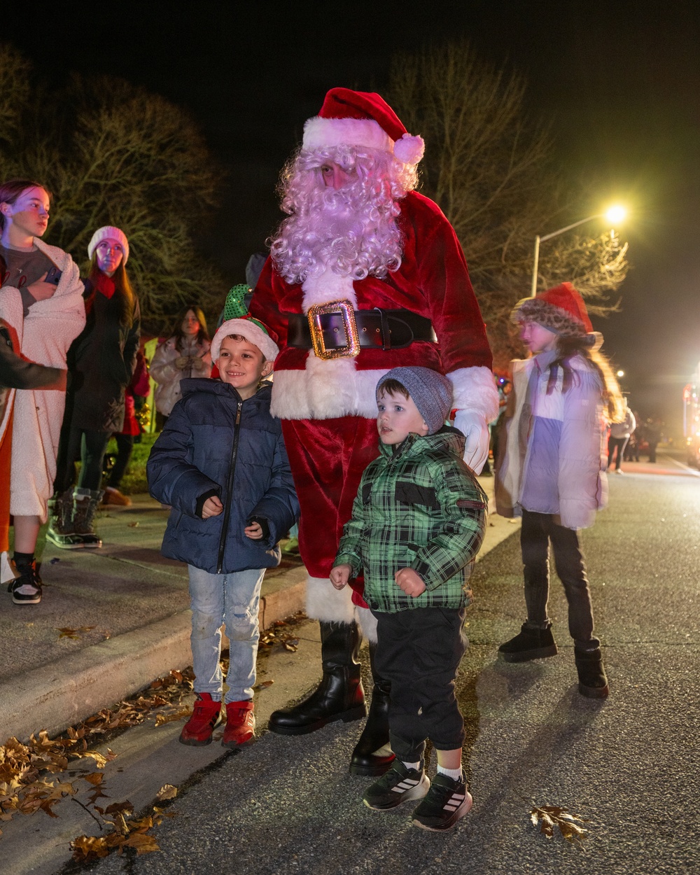 Dover AFB kicks off the holiday season with annual parade and tree lighting