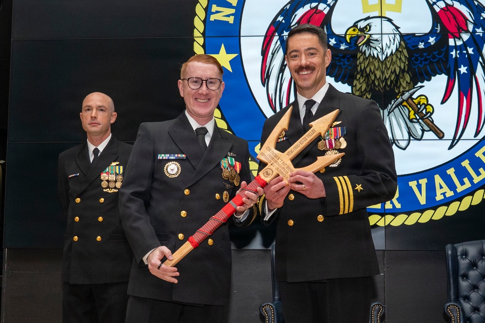 Navy Talent Acquisition Group Ohio River Valley Holds Change of Command